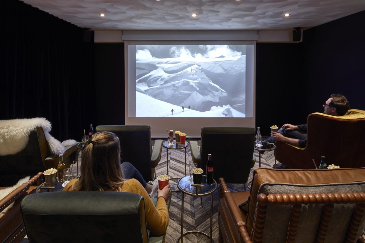 Chalet Alpen Valley Mont-Blanc - Cinema Room